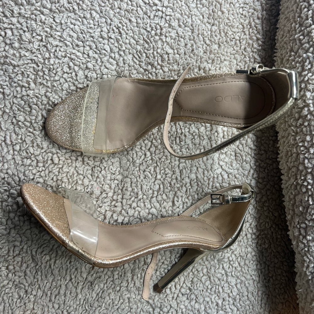 Aldo gold heels